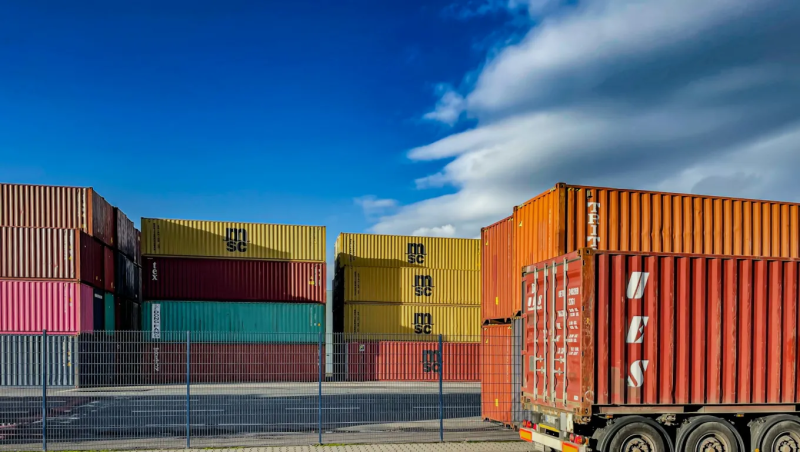 Abruzzo protagonista nell’export verso gli Stati Uniti: cresce il peso del farmaceutico - Foto