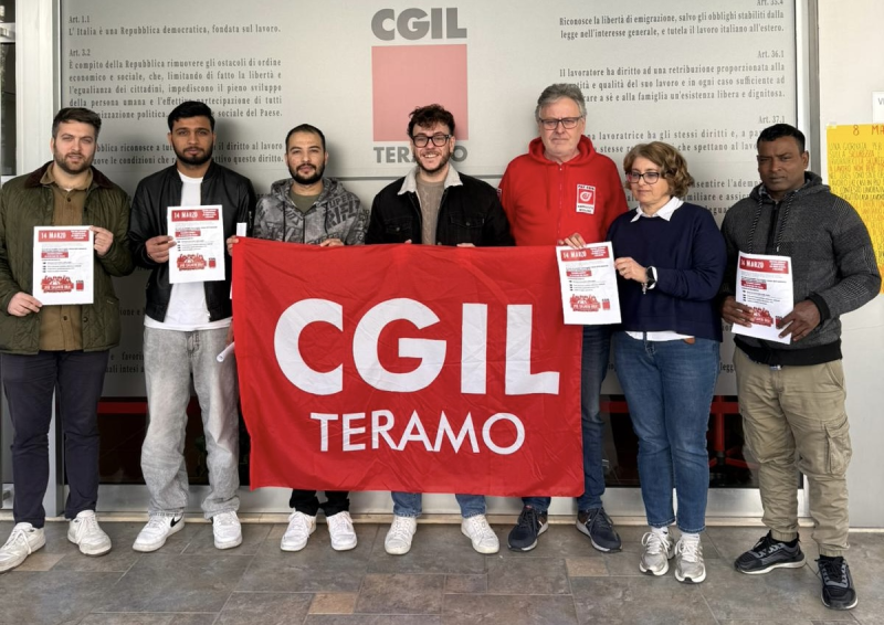 Consegne a domicilio, riders in assemblea. Cgil: «Lavorano senza tutele, governati da algoritmi» - Foto