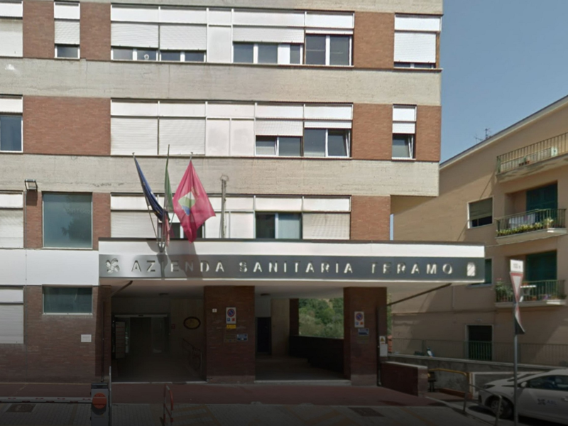 Teramo. Sanità territoriale: selezioni per medici, infermieri, fisioterapisti, assistenti sociali, OSS e amministrativi - Foto
