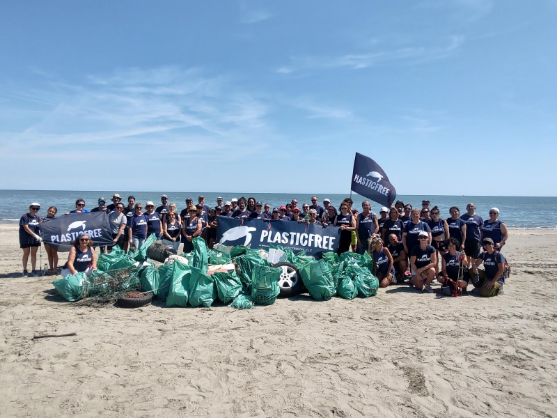 Giornata Mondiale degli Oceani: Plastic Free rimuove 12 tonnellate di rifiuti dall’ambiente in tutta Italia - Foto