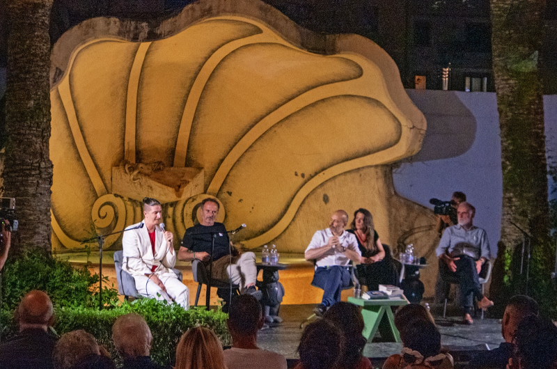 Alcide Pierantozzi alla tappa marchigiana del Premio Strega - Foto