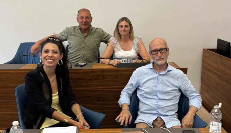Montorio, opposizione attacca su affidamento da 40mila euro: "Incarico al marito della consigliera" - Foto