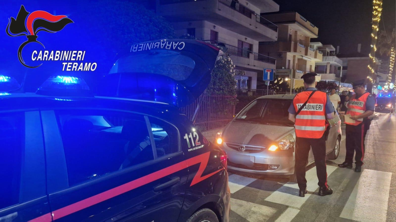 Sant’Egidio, guidava in stato di ebbrezza: è finito contro un albero - Foto