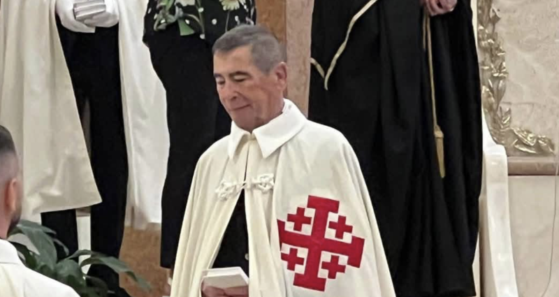 Cordone nominato cavaliere dell'Ordine Santo Sepolcro di Gerusalemme - Foto