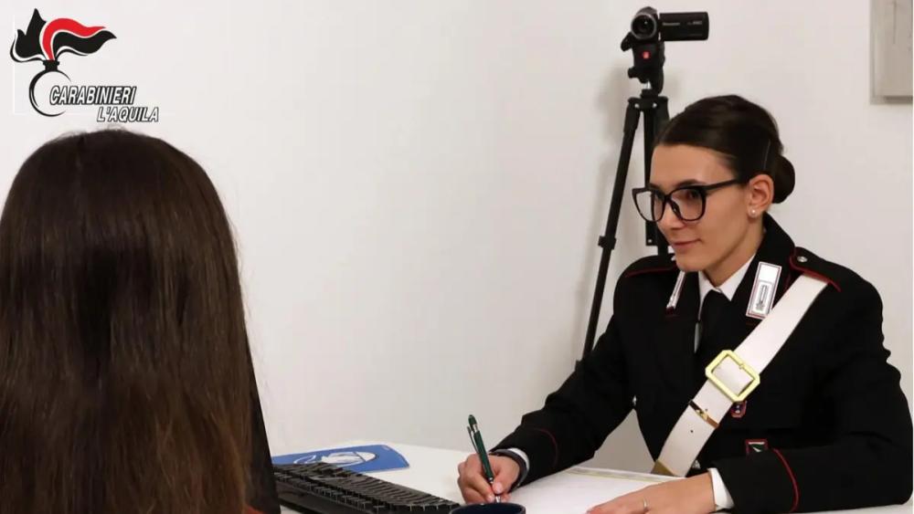 Roseto, denuncia l’ex marito per maltrattamenti: scattano allontanamento e divieto di avvicinamento - Foto