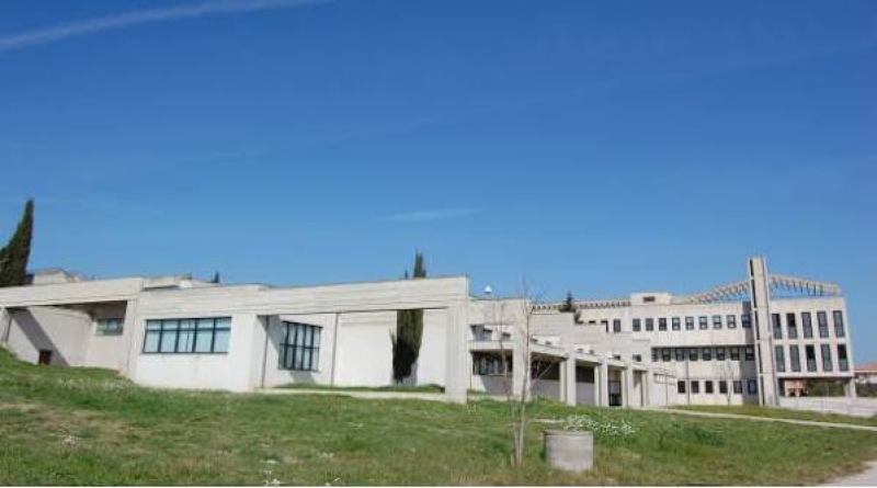 Interventi di adeguamento antincendio nelle scuole: iniziati i lavori in cinque istituti in provincia di Teramo - Foto
