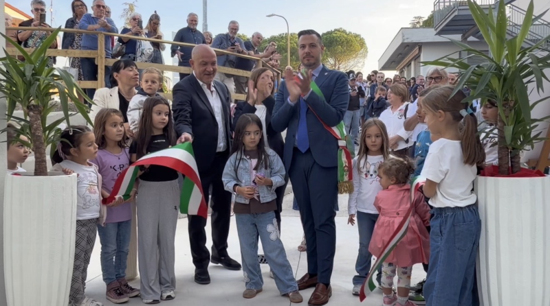 Castiglione festeggia il nuovo asilo comunale e la mensa scolastica, il sindaco d’Ercole: “Giornata storica” - Foto