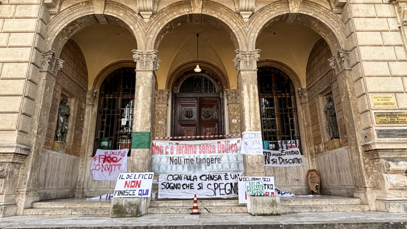 Teramo, due anni senza il Delfico e il silenzio di piazza Dante che fa ancora rumore - Foto