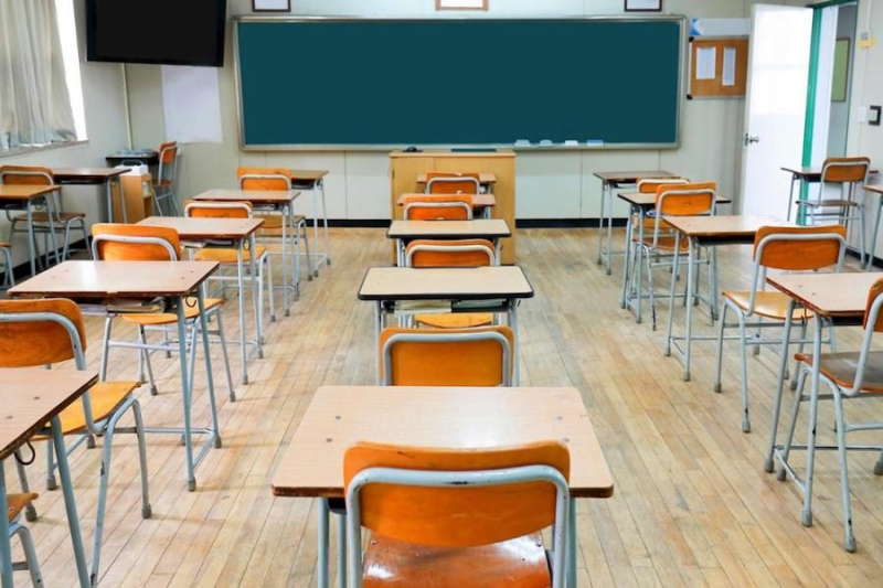 Giulianova, lite verbale in classe e poi il malore: prof ricoverato dopo il confronto con uno studente - Foto