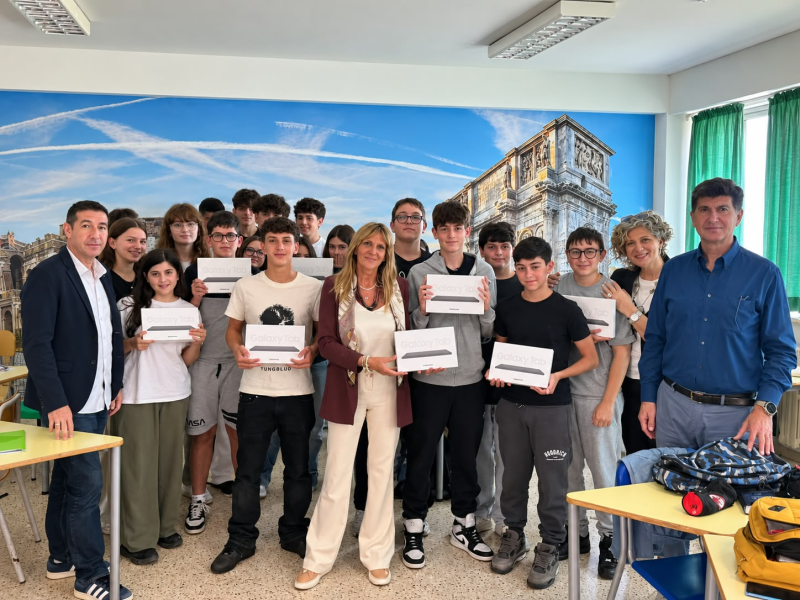 Teramo, il Pascal pioniere della didattica digitale: dai tablet all’intelligenza artificiale - Foto