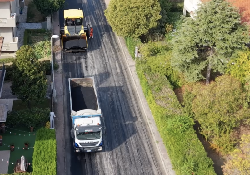 Lavori pubblici: a Castellalto al via il piano asfalti, presto l'inaugurazione della palestra di Castelnuovo - Foto