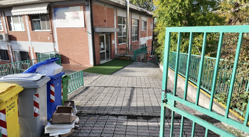 D’Alberto su scuola chiusa a Piano Solare: “È per sicurezza, qui non c’è sequestro. Ora approfondiamo” - Foto